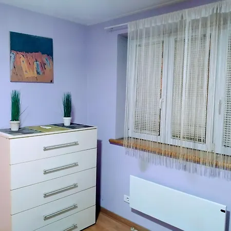 Square 1 Apartman