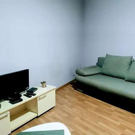 Apartament Square 1 *