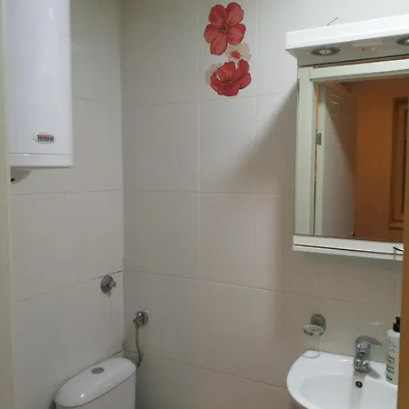 Apartament Square 1 *